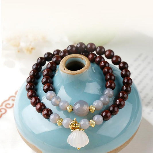 Small-leaf red sandalwood double-wrap bracelet with 6mm gray agate beads
