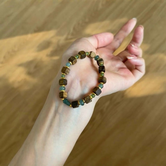 Manila agarwood square bead bracelet
