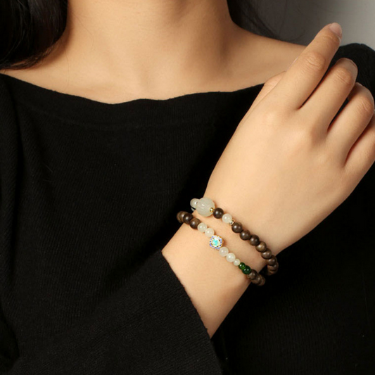 Agarwood Hetian jade green chalcedony double-loop bracelet