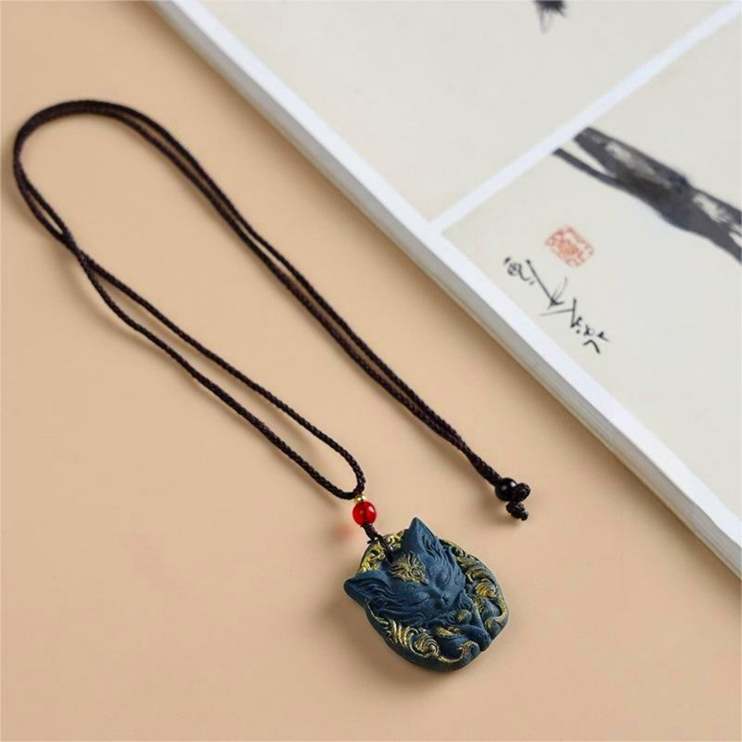 Painted Nine-Tailed Fox Aromatic Pendant – Herbal Incense Bead Necklace in Oriental Feng Shui Style