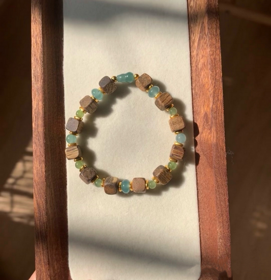 Manila agarwood square bead bracelet